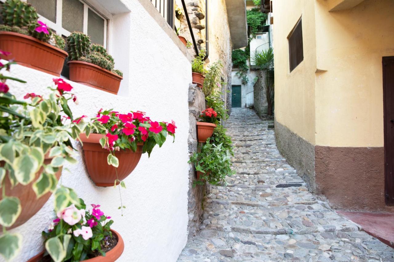 Charming Moment Di Villa Porta - Borgo Antico Luino Exteriér fotografie